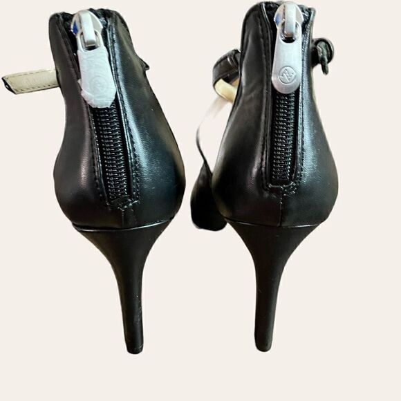 Adrienne Vittadini Black Criss-Cross Leather Pumps / SZ: 8.5 NWOT - Picture 6 of 7